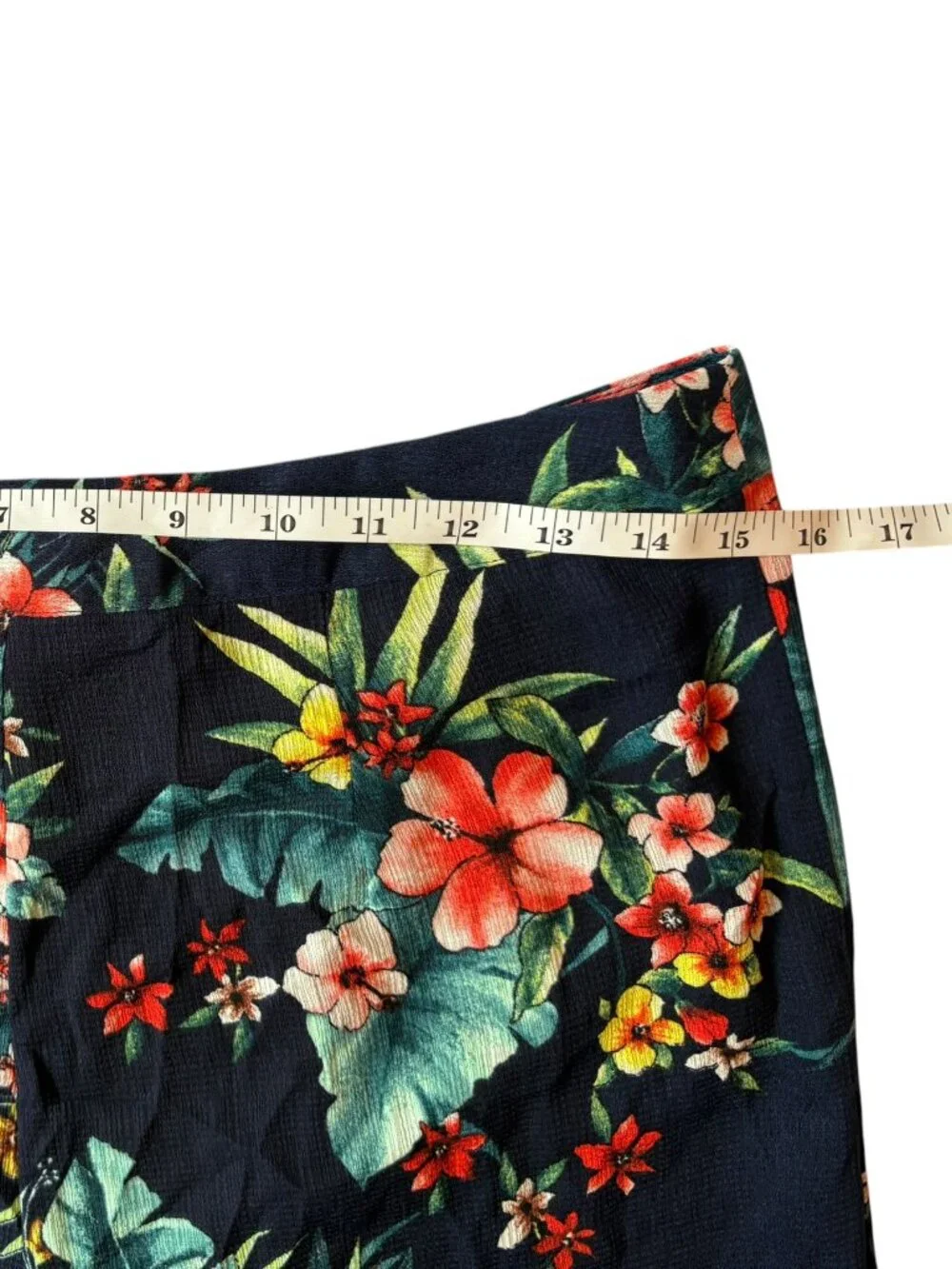 Altar'd State Loose fitting Pants with shorts Size L NWOT